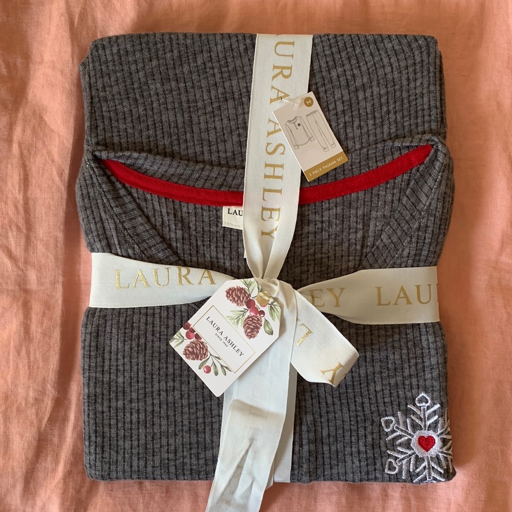 Women’s Heather Gray Pajama Set - NWT